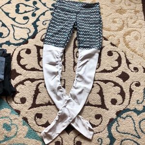 Alo Yoga Goddess Leggings SMALL